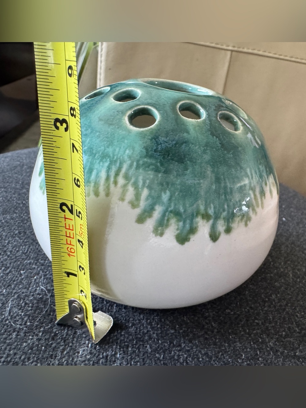 Pottery / Clay Frog Vase/Flower Orb Vase